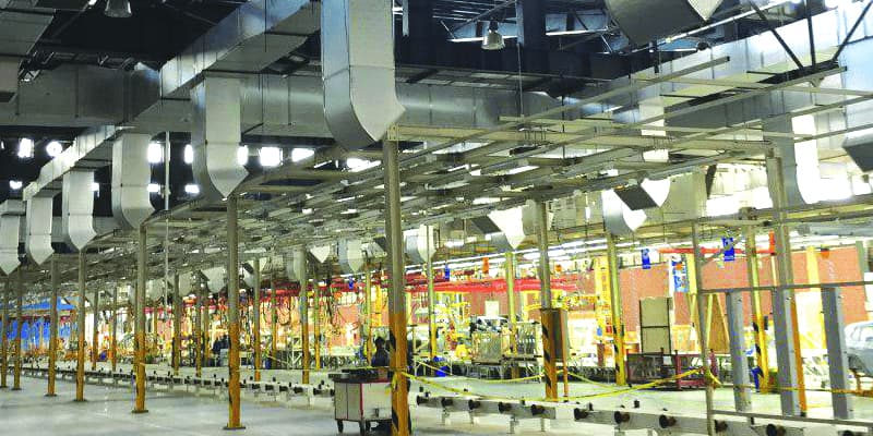 Why is it better to use pre-insulated duct in industrial sectors?